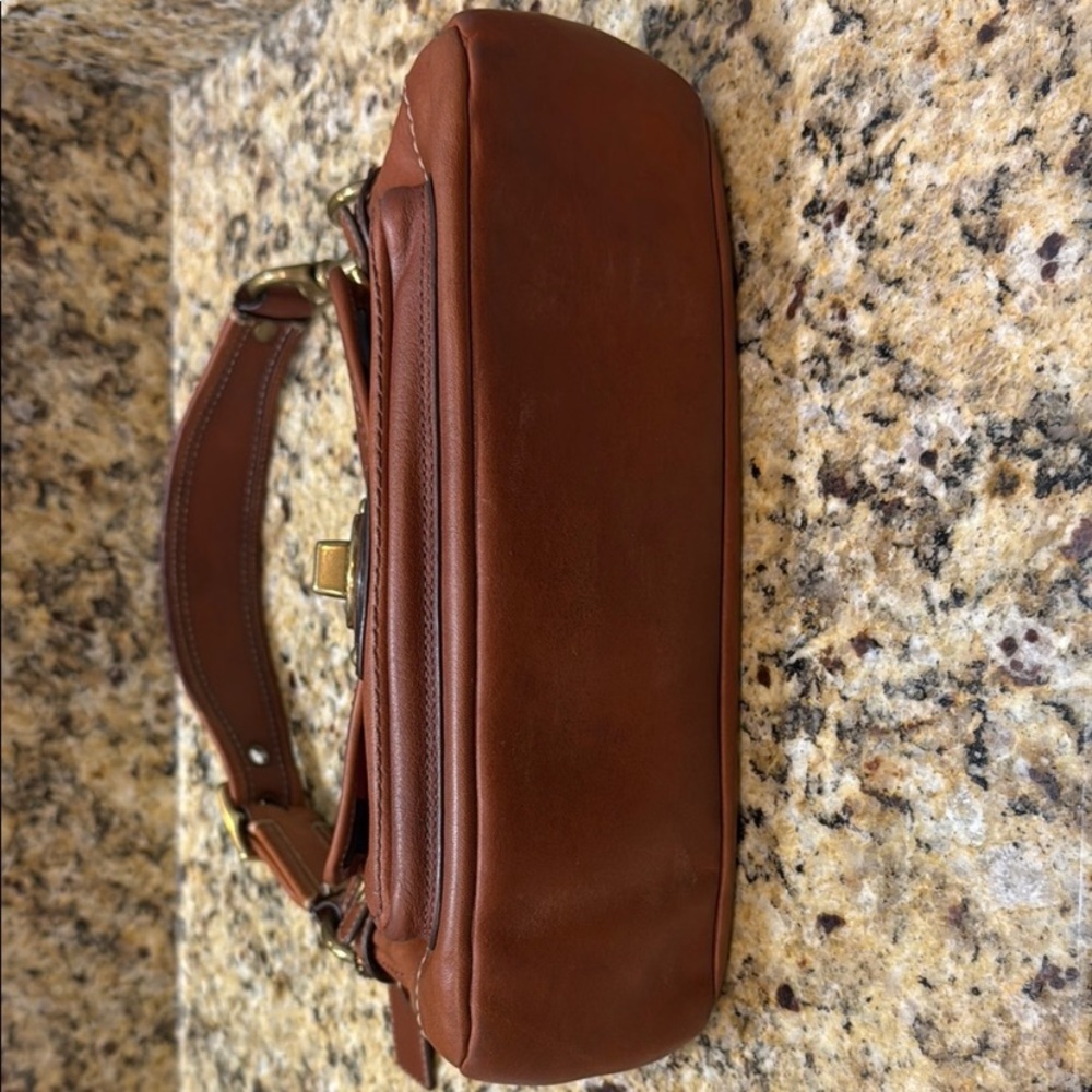 Coach Tan Leather Shoulder Bag with Brass Accents - Picture 4 of 8